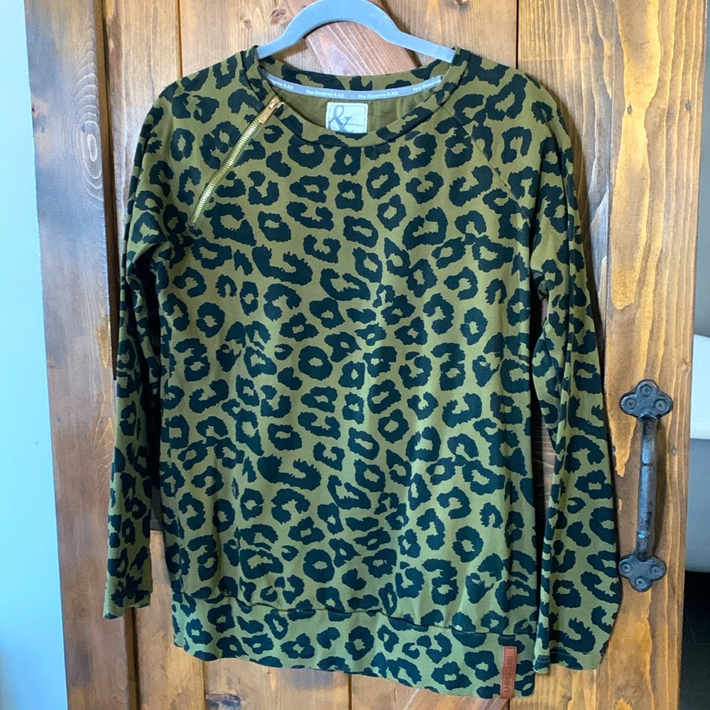 Olive leopard print Sweatshirt